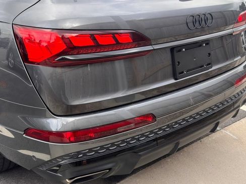 Used 2026 Audi Q7 3.0T Prestige AWD/4WD image 9