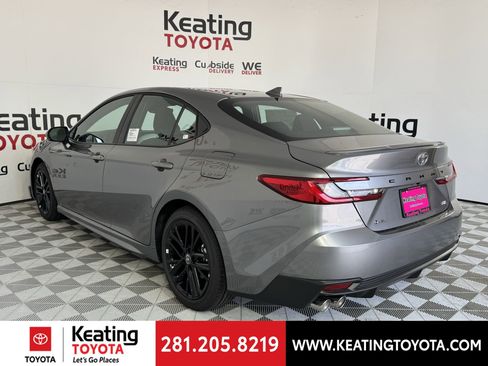 New 2026 Toyota Camry SE image 10