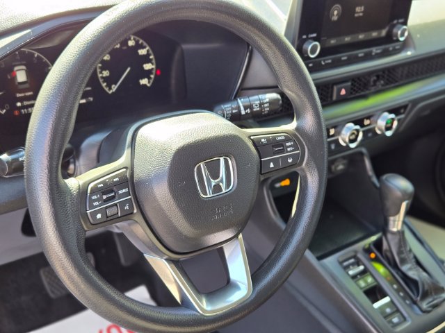 Used 2023 Honda CR-V EX image 9