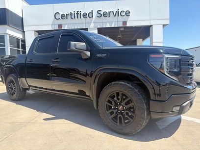 Used 2023 GMC Sierra 1500 Elevation