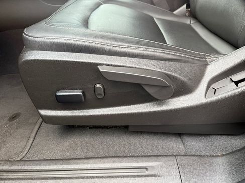 Used 2022 GMC Canyon Elevation w/ Elevation Premium Package image 27