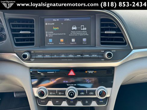 Used 2020 Hyundai Elantra SEL image 21