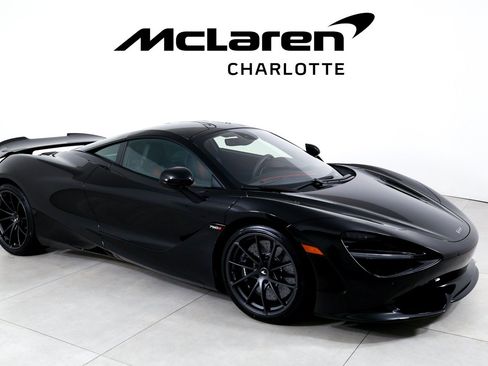 New 2027 McLaren 750S RWD image 2
