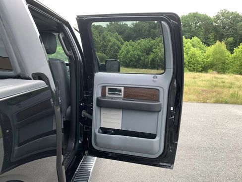 Used 2014 Ford F150 Lariat w/ Equipment Group 501A Mid RWD image 31