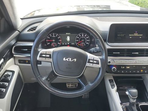 Certified 2022 Kia Telluride SX w/ SX Prestige Package AWD/4WD image 12