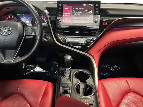 Used 2022 Toyota Camry XSE image 12