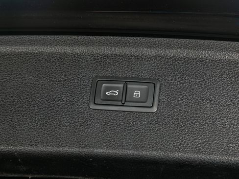 Used 2019 Audi Q5 2.0T Premium Plus w/ Premium Plus Package image 27