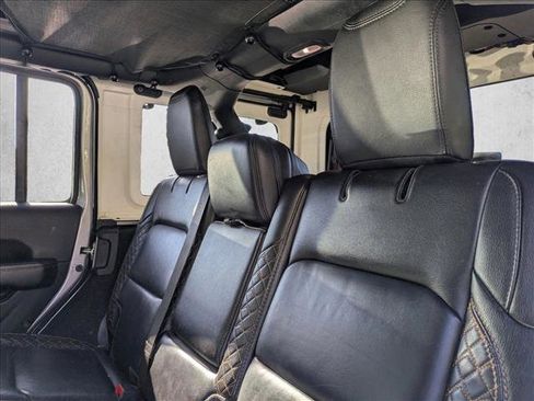 Used 2021 Jeep Wrangler Unlimited Sahara image 14