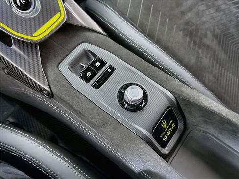 Used 2025 Maserati MC20 GT2 Stradale RWD image 23