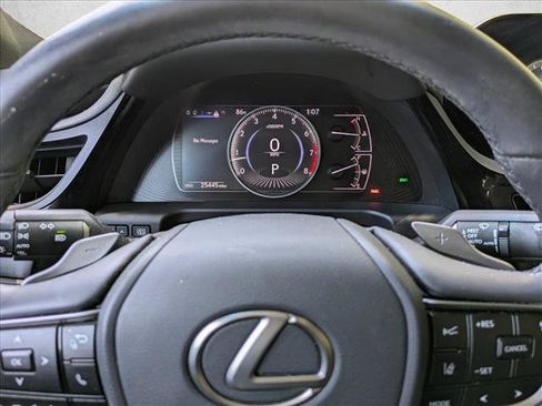 Used 2023 Lexus ES 350 w/ Premium Package FWD image 11