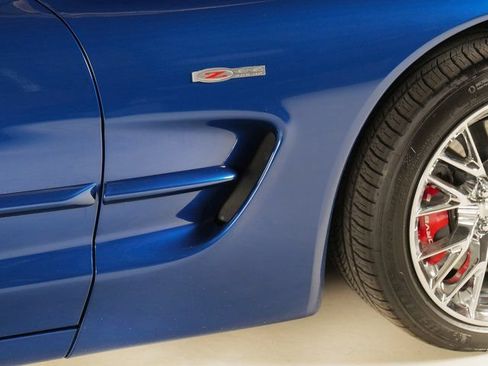 Used 2002 Chevrolet Corvette Z06 w/ Memory Pkg RWD image 28