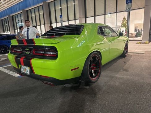 Used 2023 Dodge Challenger R/T w/ Blacktop Package image 9