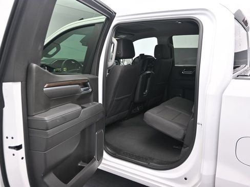 Used 2025 Chevrolet Silverado 1500 LT AWD/4WD image 13