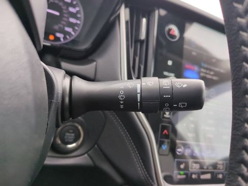 Used 2023 Subaru Outback Premium image 24