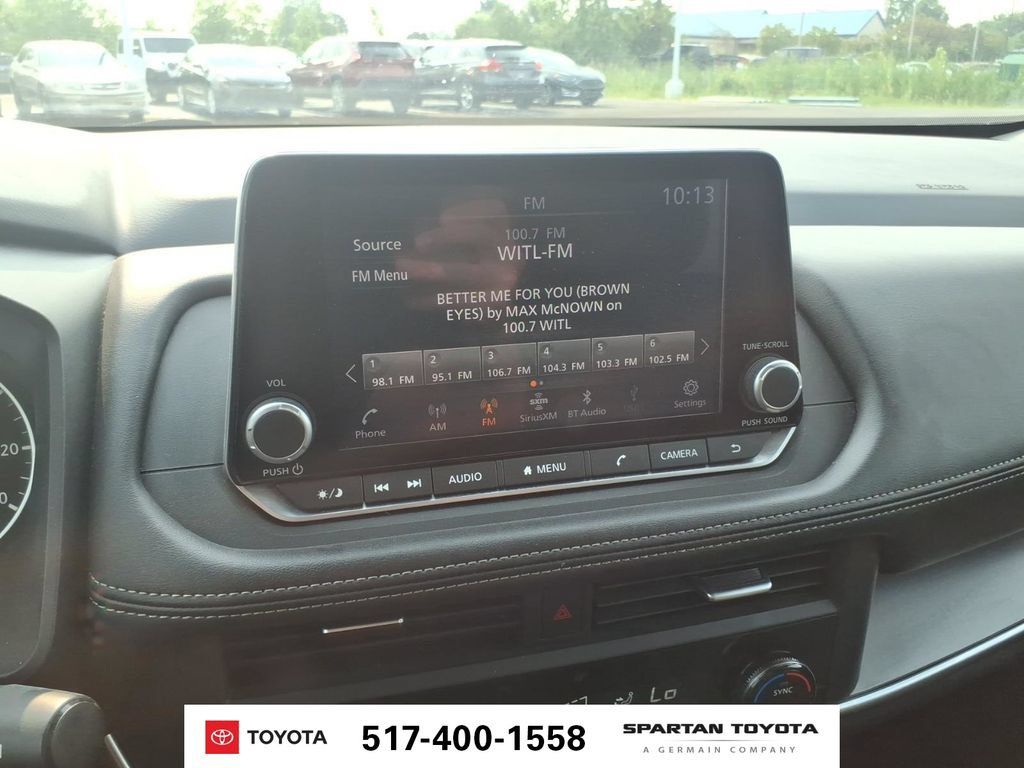 Used 2024 Nissan Rogue SV AWD/4WD image 20