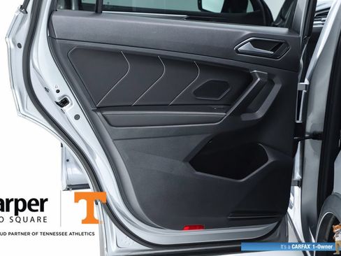 Used 2022 Volkswagen Tiguan SE R-Line FWD image 56