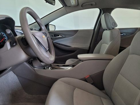 Used 2018 Chevrolet Malibu LS FWD image 17