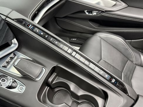 Used 2021 Chevrolet Corvette 3LT image 25