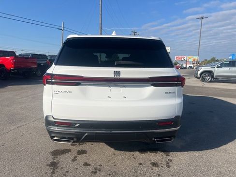 New 2026 Buick Enclave Preferred w/ Power Package image 7