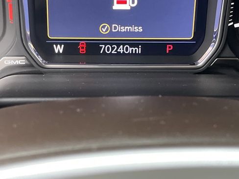 Used 2021 GMC Yukon SLT w/ SLT Luxury Plus Package image 32