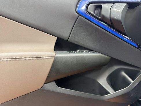 Used 2025 BMW X3 xDrive30i w/ Premium Package AWD/4WD image 12