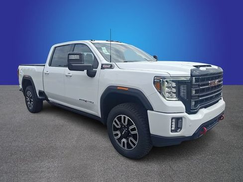 Used 2023 GMC Sierra 2500 AT4 w/ AT4 Premium Plus Package AWD/4WD image 3