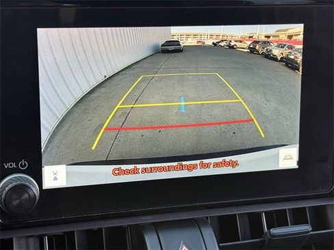 Used 2024 Toyota RAV4 SE w/ Weather & Moonroof Package image 20