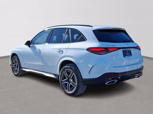 Used 2026 Mercedes-Benz GLC 300 4MATIC image 6