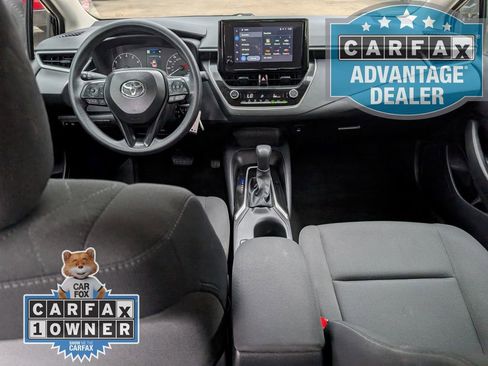 Used 2025 Toyota Corolla LE FWD image 17