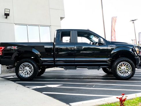 Used 2020 Ford F150 XL w/ Equipment Group 101A Mid RWD image 7