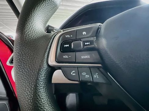 Used 2018 Honda Accord LX image 17