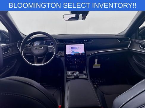 New 2025 Jeep Grand Cherokee Limited image 23