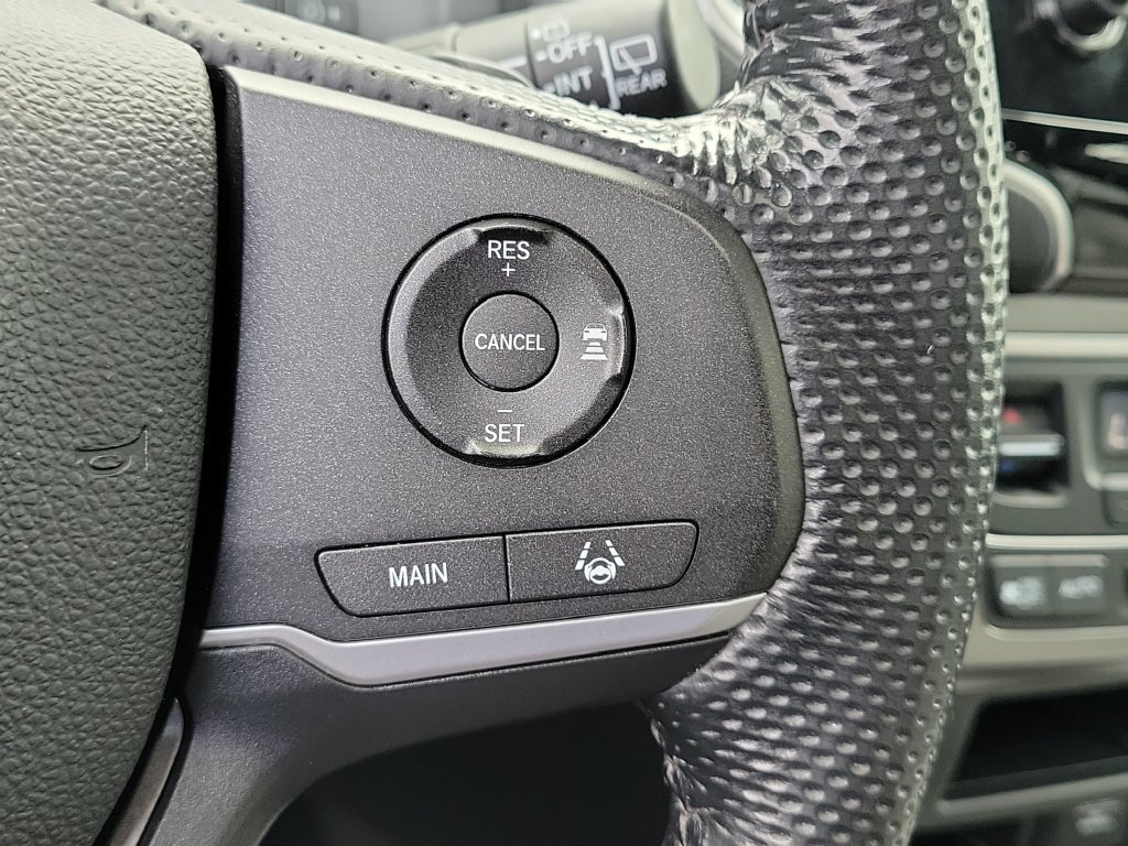 Used 2023 Honda Passport EX-L image 10