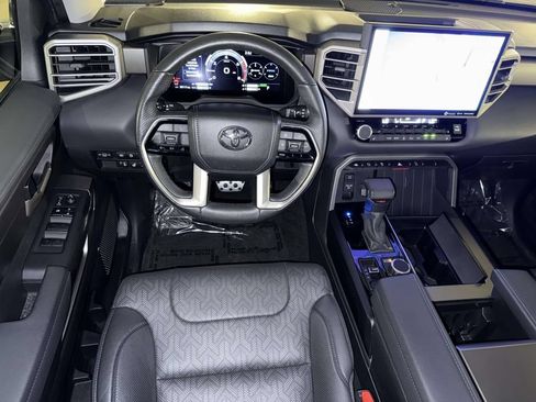 Used 2023 Toyota Sequoia SR5 w/ SR5 Premium Package AWD/4WD image 4