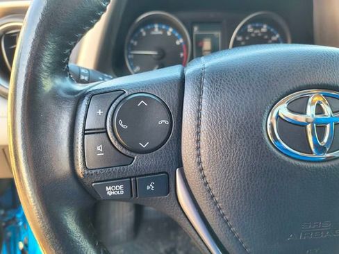 Used 2018 Toyota RAV4 XLE image 16