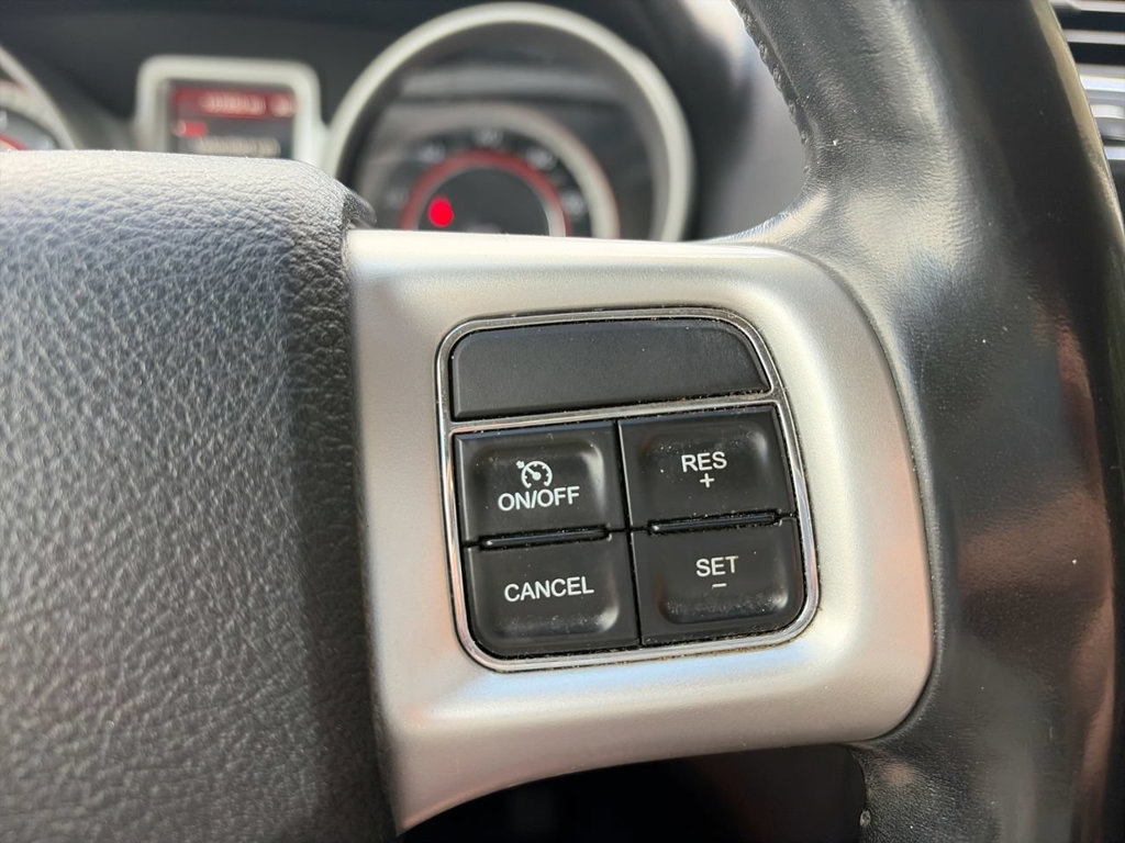 Used 2019 Dodge Journey SE w/ Connectivity Group FWD image 26