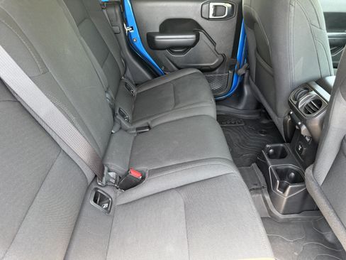 Used 2021 Jeep Gladiator Sport AWD/4WD image 12