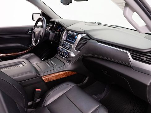 Used 2019 Chevrolet Tahoe Premier AWD/4WD image 22