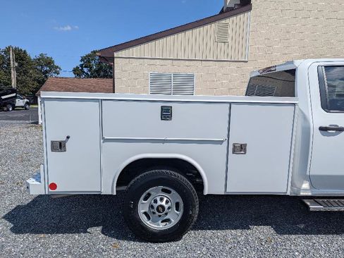 Used 2024 Chevrolet Silverado 2500 W/T w/ WT Convenience Package image 12