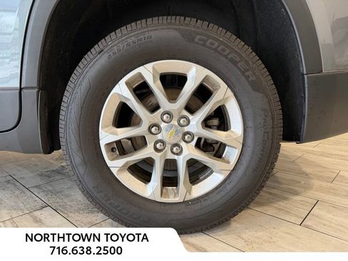 Used 2020 Chevrolet Traverse LS FWD image 7