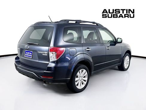Used 2012 Subaru Forester 2.5X Premium w/ All-Weather Pkg AWD/4WD image 7