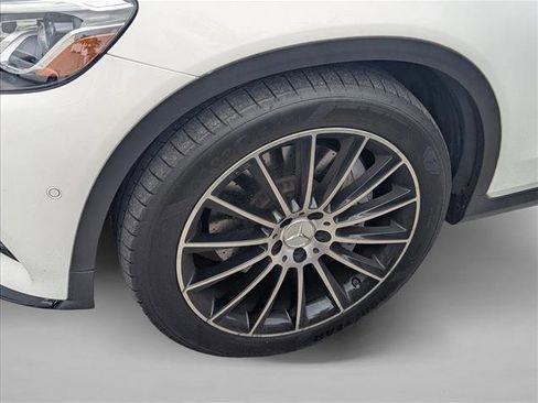 Used 2018 Mercedes-Benz GLC 43 AMG AMG GLC 43 image 21