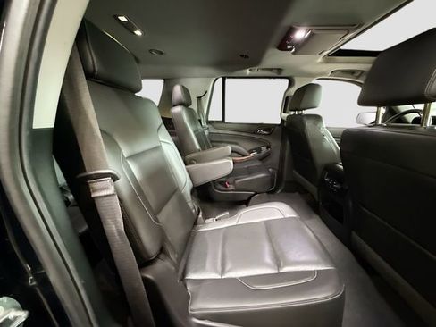 Used 2020 Chevrolet Tahoe Premier AWD/4WD image 31