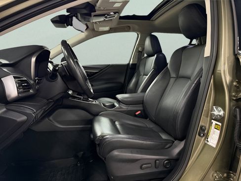 Used 2023 Subaru Outback Touring image 17