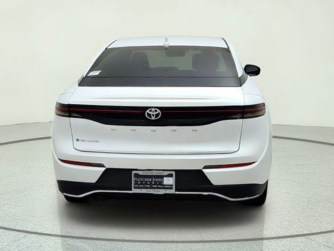 Used 2026 Toyota Crown AWD/4WD image 10