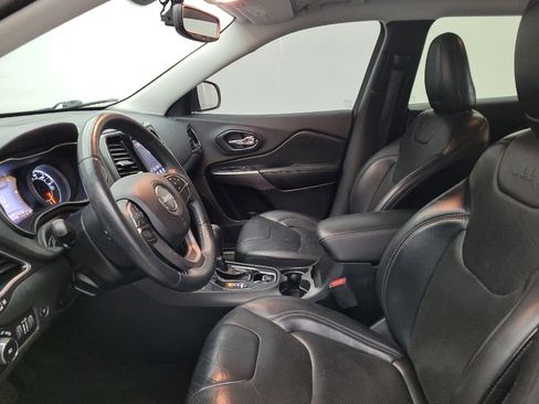 Used 2019 Jeep Cherokee Limited image 17