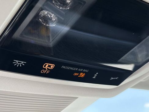 Certified 2026 Volkswagen Tiguan S FWD image 30