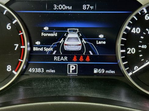 Used 2024 Nissan Sentra SV FWD image 18