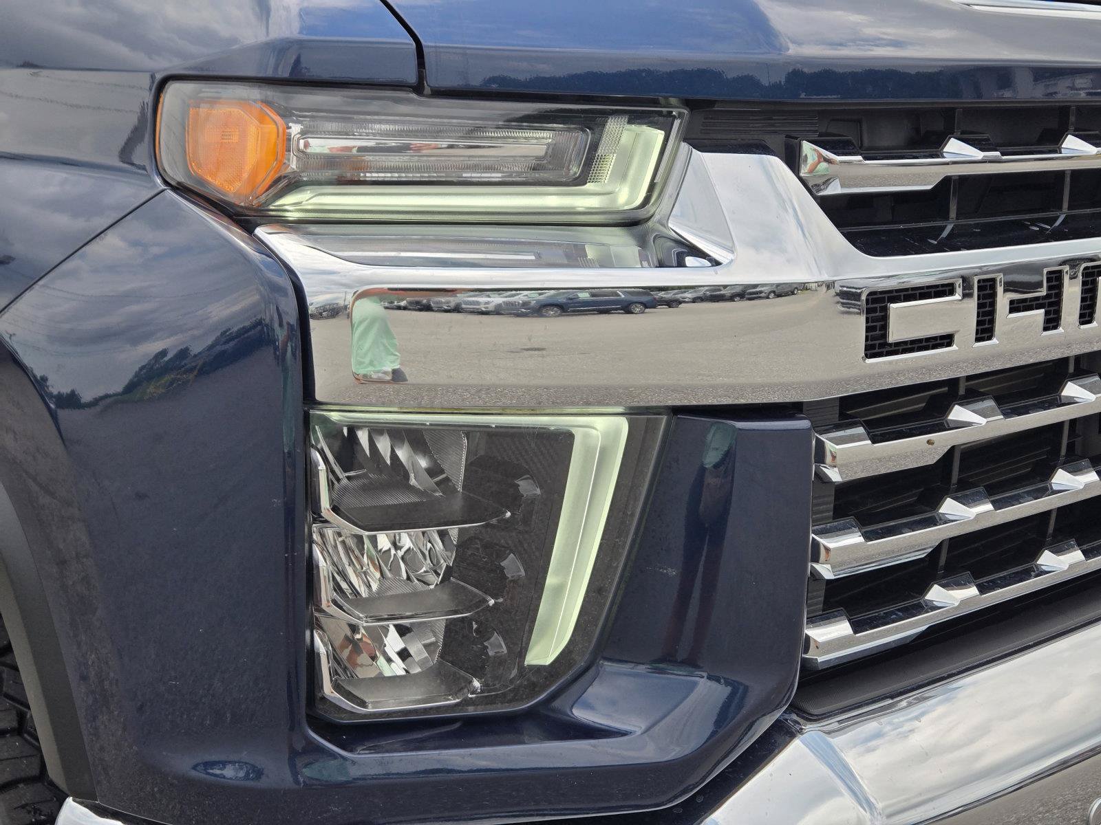 Used 2022 Chevrolet Silverado 3500 LTZ w/ LTZ Premium Package AWD/4WD image 3