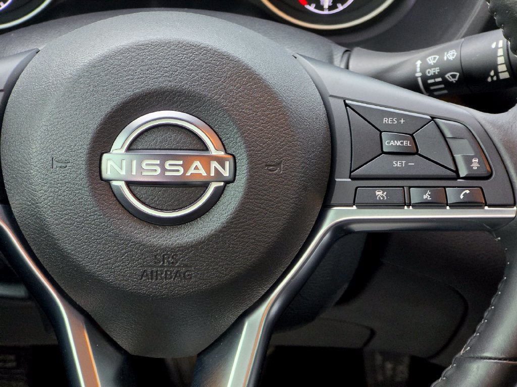Used 2025 Nissan Sentra SV w/ All-Weather Package FWD image 14